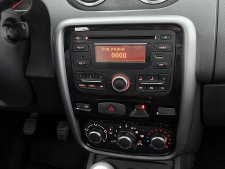 Renault Duster 1.6 MT (102 л.с.) 4WD, 2014 Renault Duster 1.6 MT (102 л.с.) 4WD, 2014 — купить в Нижнем Новгороде