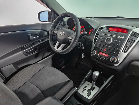 Kia Ceed 1.6 AT (122 л.с.), 2011 Kia Ceed 1.6 AT (122 л.с.), 2011 — купить в Нижнем Новгороде