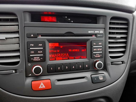 Kia Rio 1.4 AT (95 л.с.), 2010 Kia Rio 1.4 AT (95 л.с.), 2010 — купить в Нижнем Новгороде