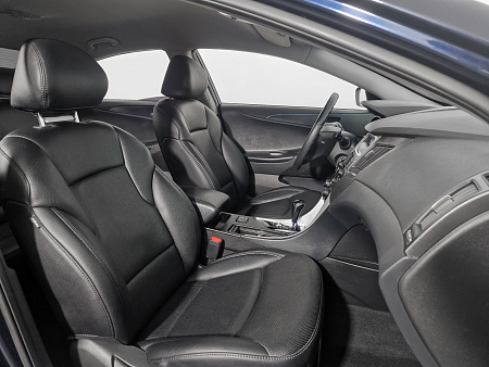 Hyundai Sonata 2.0 AT (150 л.с.), 2011 Hyundai Sonata 2.0 AT (150 л.с.), 2011 — купить в Нижнем Новгороде
