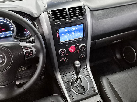 Suzuki Grand Vitara 2.4 AT (169 л.с.) 4WD, 2011 — купить в Нижнем Новгороде