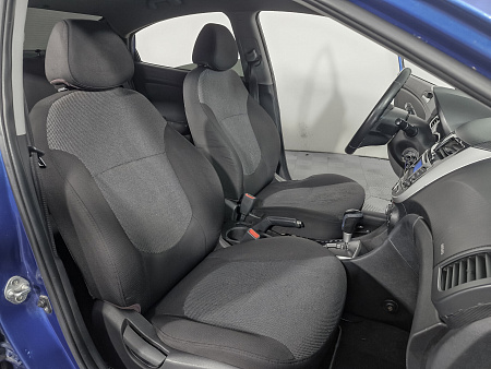 Hyundai Solaris 1.6 AT (123 л.с.), 2013 Hyundai Solaris 1.6 AT (123 л.с.), 2013 — купить в Нижнем Новгороде