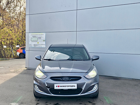Hyundai Solaris 1.6 MT (123 л.с.), 2011 — купить в Нижнем Новгороде