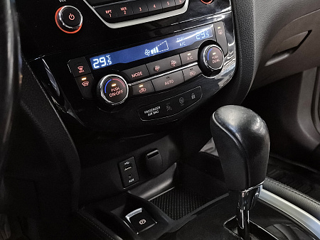 Nissan Qashqai 2.0 CVT (144 л.с.), 2016 Nissan Qashqai 2.0 CVT (144 л.с.), 2016 — купить в Нижнем Новгороде