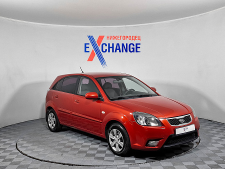 Kia Rio 1.4 AT (95 л.с.), 2010 — купить в Нижнем Новгороде