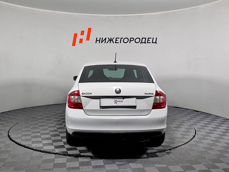 Skoda Rapid 1.6 AT (110 л.с.), 2015 — купить в Нижнем Новгороде