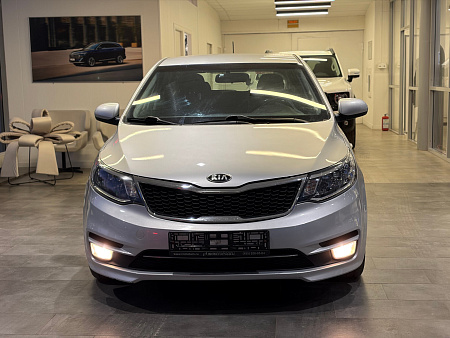 Kia Rio 1.4 MT (107 л.с.), 2015 — купить в Нижнем Новгороде