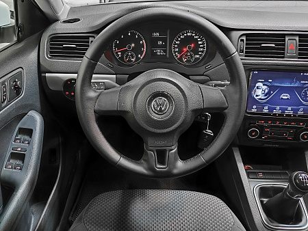 Volkswagen Jetta 1.6 MT (105 л.с.), 2012 — купить в Нижнем Новгороде