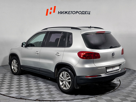 Volkswagen Tiguan 1.4 AMT (150 л.с.), 2012 — купить в Нижнем Новгороде