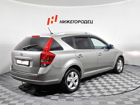 Kia Ceed 1.6 AT (122 л.с.), 2011 Kia Ceed 1.6 AT (122 л.с.), 2011 — купить в Нижнем Новгороде