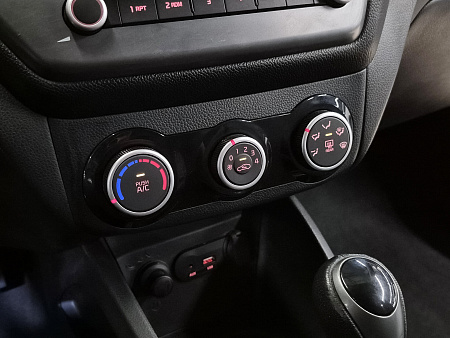 Kia Rio 1.4 AT (107 л.с.), 2017 — купить в Нижнем Новгороде