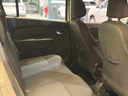 Renault Logan 1.6 MT (82 л.с.), 2018 Renault Logan 1.6 MT (82 л.с.), 2018 — купить в Нижнем Новгороде
