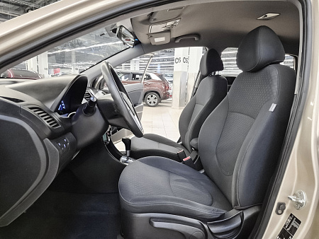 Hyundai Solaris 1.6 AT (123 л.с.), 2012 Hyundai Solaris 1.6 AT (123 л.с.), 2012 — купить в Нижнем Новгороде