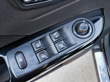 Renault Kaptur 1.6 CVT (114 л.с.), 2016 — купить в Нижнем Новгороде