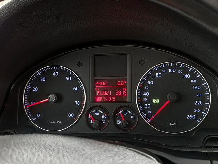 Volkswagen Jetta 1.6 AT (102 л.с.), 2007 — купить в Нижнем Новгороде