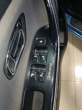 Kia Ceed 1.6 MT (129 л.с.), 2013 Kia Ceed 1.6 MT (129 л.с.), 2013 — купить в Нижнем Новгороде