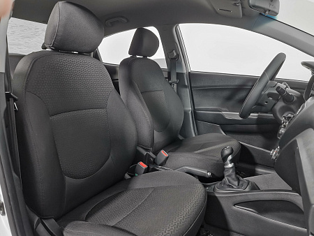 Kia Rio 1.4 MT (107 л.с.), 2014 — купить в Нижнем Новгороде