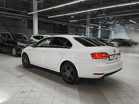 Volkswagen Jetta 1.6 MT (105 л.с.), 2012 — купить в Нижнем Новгороде