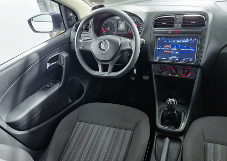 Volkswagen Polo 1.6 MT (110 л.с.), 2017 Volkswagen Polo 1.6 MT (110 л.с.), 2017 — купить в Нижнем Новгороде