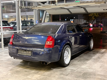 Chrysler 300C 3.5 AT (249 л.с.), 2004 — купить в Нижнем Новгороде