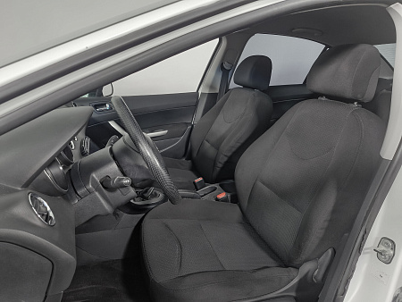Peugeot 408 1.6 MT (110 л.с.), 2012 Peugeot 408 1.6 MT (110 л.с.), 2012 — купить в Нижнем Новгороде