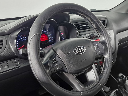 Kia Rio 4-speed 1.6 AT (123 л.с.), 2014 Kia Rio 4-speed 1.6 AT (123 л.с.), 2014 — купить в Нижнем Новгороде