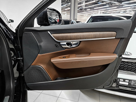 Volvo V90 Cross Country 2.0 AT (249 л.с.) 4WD, 2021 Volvo V90 Cross Country 2.0 AT (249 л.с.) 4WD, 2021 — купить в Нижнем Новгороде