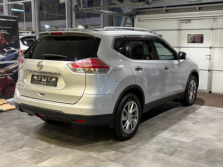 Nissan X-Trail 2.0 CVT (144 л.с.) 4WD, 2015 — купить в Нижнем Новгороде