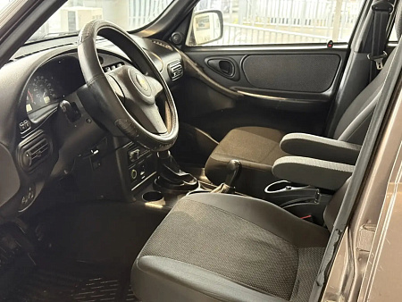 Chevrolet Niva 1.7 MT (80 л.с.) 4WD, 2013 Chevrolet Niva 1.7 MT (80 л.с.) 4WD, 2013 — купить в Нижнем Новгороде