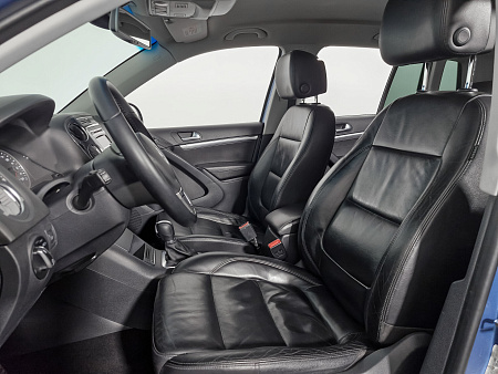 Volkswagen Tiguan 2.0 AT (170 л.с.) 4WD, 2011 Volkswagen Tiguan 2.0 AT (170 л.с.) 4WD, 2011 — купить в Нижнем Новгороде