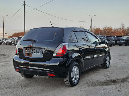 Kia Rio 1.4 MT (95 л.с.), 2010 Kia Rio 1.4 MT (95 л.с.), 2010 — купить в Нижнем Новгороде
