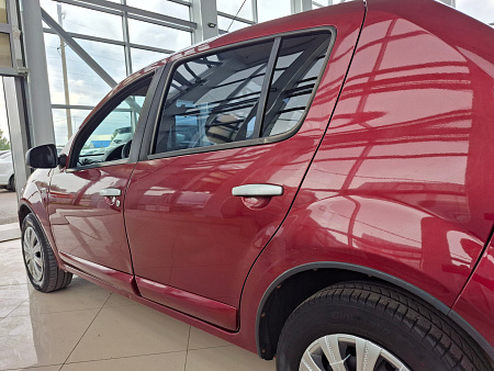 Renault Sandero 1.6 MT (84 л.с.), 2012 Renault Sandero 1.6 MT (84 л.с.), 2012 — купить в Нижнем Новгороде