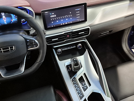 Geely Coolray 1.5 AMT (150 л.с.), 2022 — купить в Нижнем Новгороде