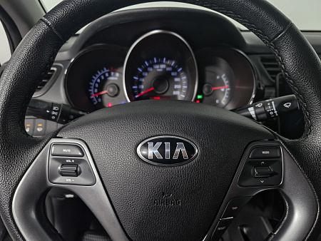 Kia Rio 1.4 MT (107 л.с.), 2016 Kia Rio 1.4 MT (107 л.с.), 2016 — купить в Нижнем Новгороде