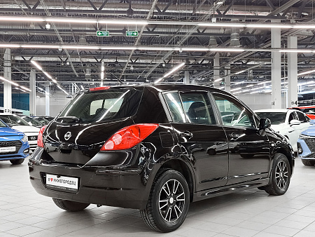 Nissan Tiida 1.6 MT (110 л.с.), 2011 Nissan Tiida 1.6 MT (110 л.с.), 2011 — купить в Нижнем Новгороде