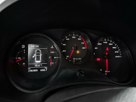 SEAT Leon 1.2 MT (105 л.с.), 2012 SEAT Leon 1.2 MT (105 л.с.), 2012 — купить в Нижнем Новгороде