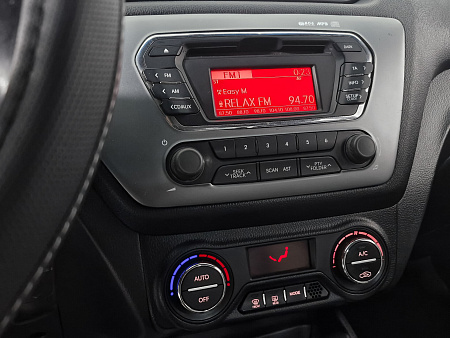 Kia Rio 4-speed 1.6 AT (123 л.с.), 2014 Kia Rio 4-speed 1.6 AT (123 л.с.), 2014 — купить в Нижнем Новгороде