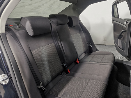 Volkswagen Jetta 1.6 AT (102 л.с.), 2007 — купить в Нижнем Новгороде