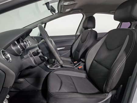 Peugeot 408 1.6 MT (115 л.с.), 2016 Peugeot 408 1.6 MT (115 л.с.), 2016 — купить в Нижнем Новгороде