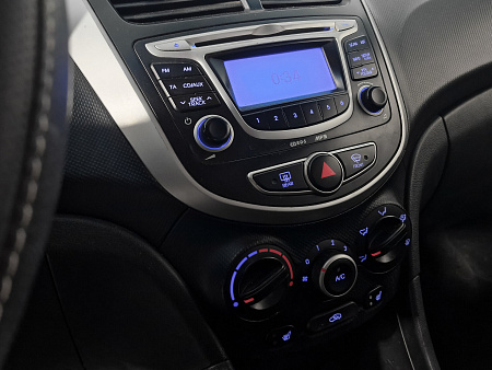 Hyundai Solaris 1.6 MT (123 л.с.), 2012 Hyundai Solaris 1.6 MT (123 л.с.), 2012 — купить в Нижнем Новгороде