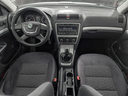 Skoda Octavia 1.6 MT (102 л.с.), 2013 — купить в Нижнем Новгороде