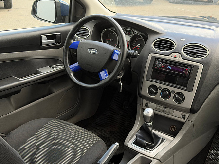 Ford Focus 1.6 MT (100 л.с.), 2010 — купить в Нижнем Новгороде