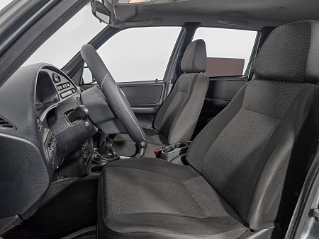 Chevrolet Niva 1.7 MT (80 л.с.) 4WD, 2012 Chevrolet Niva 1.7 MT (80 л.с.) 4WD, 2012 — купить в Нижнем Новгороде