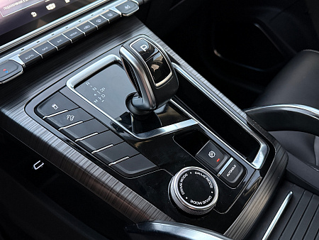 Geely Atlas Pro 1.5 AT (177 л.с.), 2022 — купить в Нижнем Новгороде