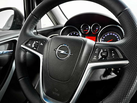 Opel Astra 1.6 MT (115 л.с.), 2012 Opel Astra 1.6 MT (115 л.с.), 2012 — купить в Нижнем Новгороде