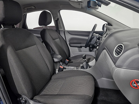Ford Focus 1.6 MT (100 л.с.), 2011 — купить в Нижнем Новгороде