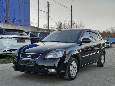 Kia Rio 1.4 MT (95 л.с.), 2010 Kia Rio 1.4 MT (95 л.с.), 2010 — купить в Нижнем Новгороде