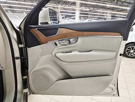 Volvo XC90 2.0d AT (235 л.с.) 4WD, 2017 Volvo XC90 2.0d AT (235 л.с.) 4WD, 2017 — купить в Нижнем Новгороде