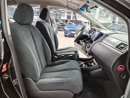 Nissan Tiida 1.6 MT (110 л.с.), 2011 Nissan Tiida 1.6 MT (110 л.с.), 2011 — купить в Нижнем Новгороде