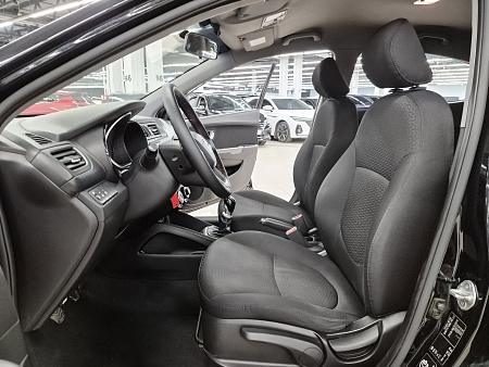 Kia Rio 6-speed 1.6 MT (123 л.с.), 2015 — купить в Нижнем Новгороде
